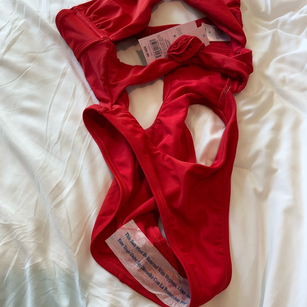 wild fable Red Cutout One-Piece Swimsuit with Knot Details - Picture 5 of 5